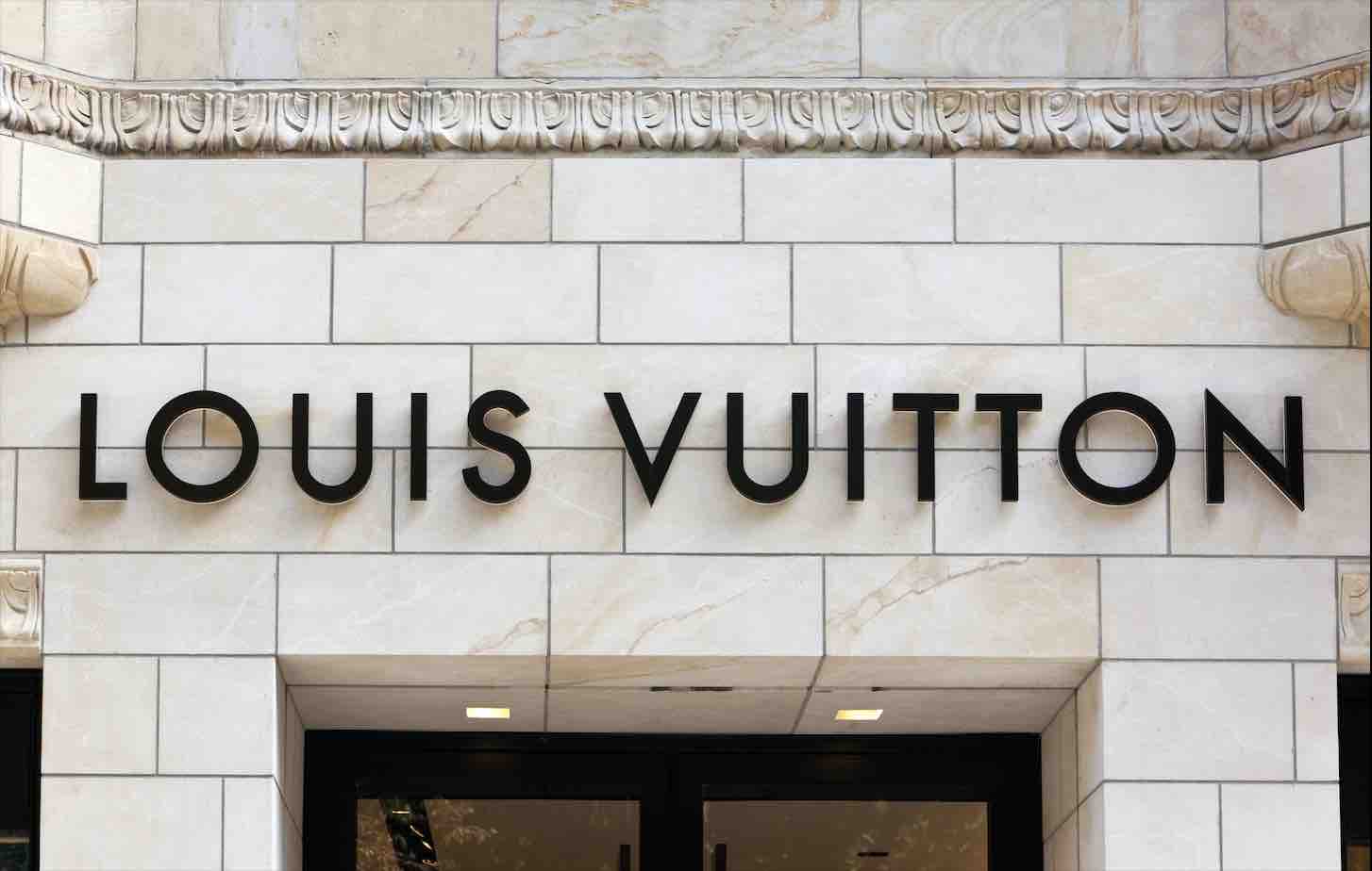 LOUIS VUITTON - Die Geschichte der Kult-Luxusmarke - www.semashow.com