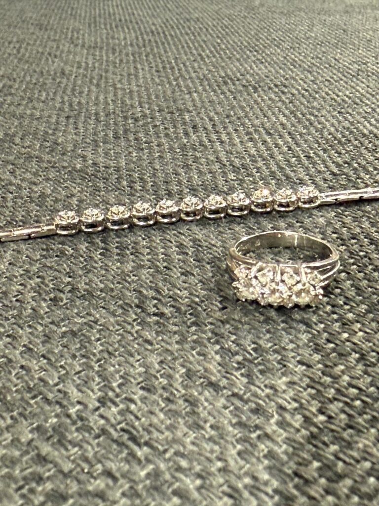 Weißgold Ring und Armband Set